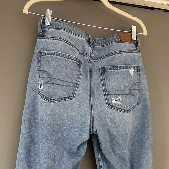 American Eagle Outfitters Light Blue Distressed Straight Leg Mom Jeans - Picture 7 of 12